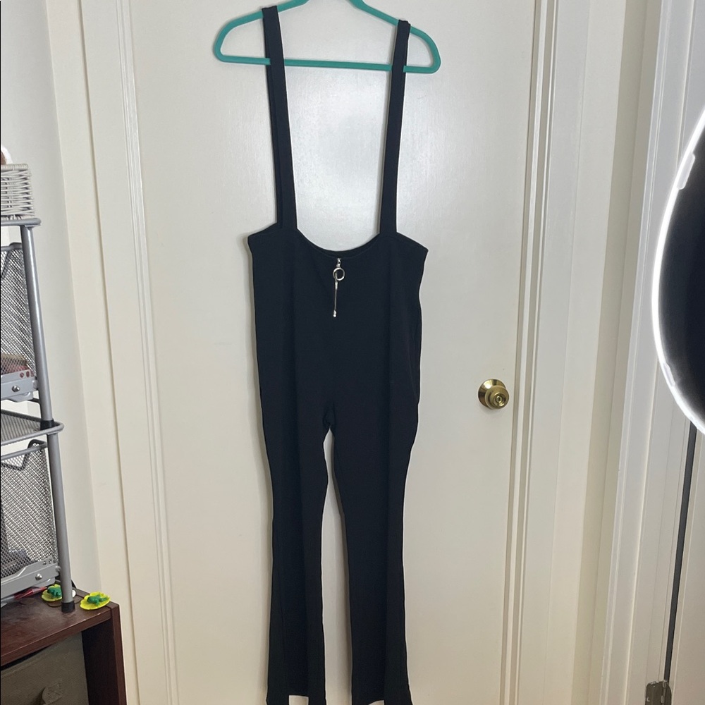 Elegant Black Suspender Jumpsuit